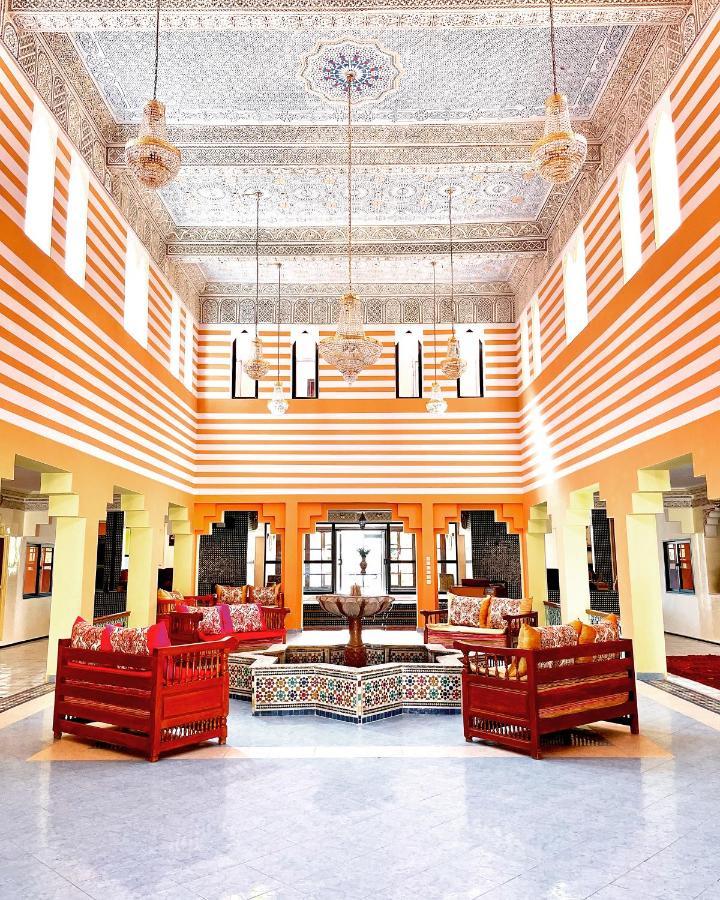 Hotel Bougafer Tinghir Bagian luar foto
