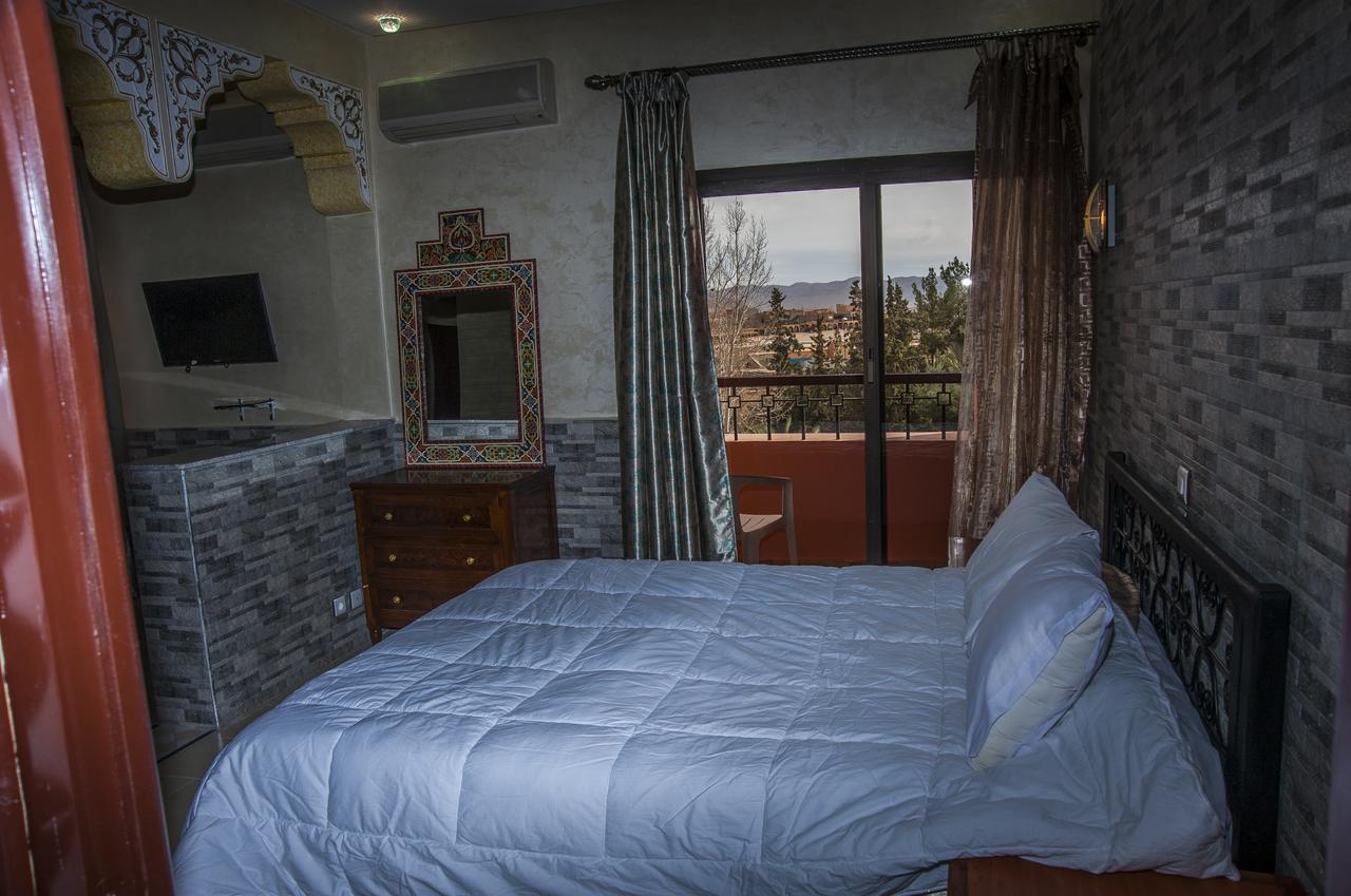 Hotel Bougafer Tinghir Bagian luar foto