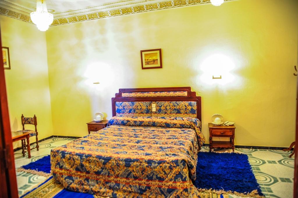 Hotel Bougafer Tinghir Bagian luar foto